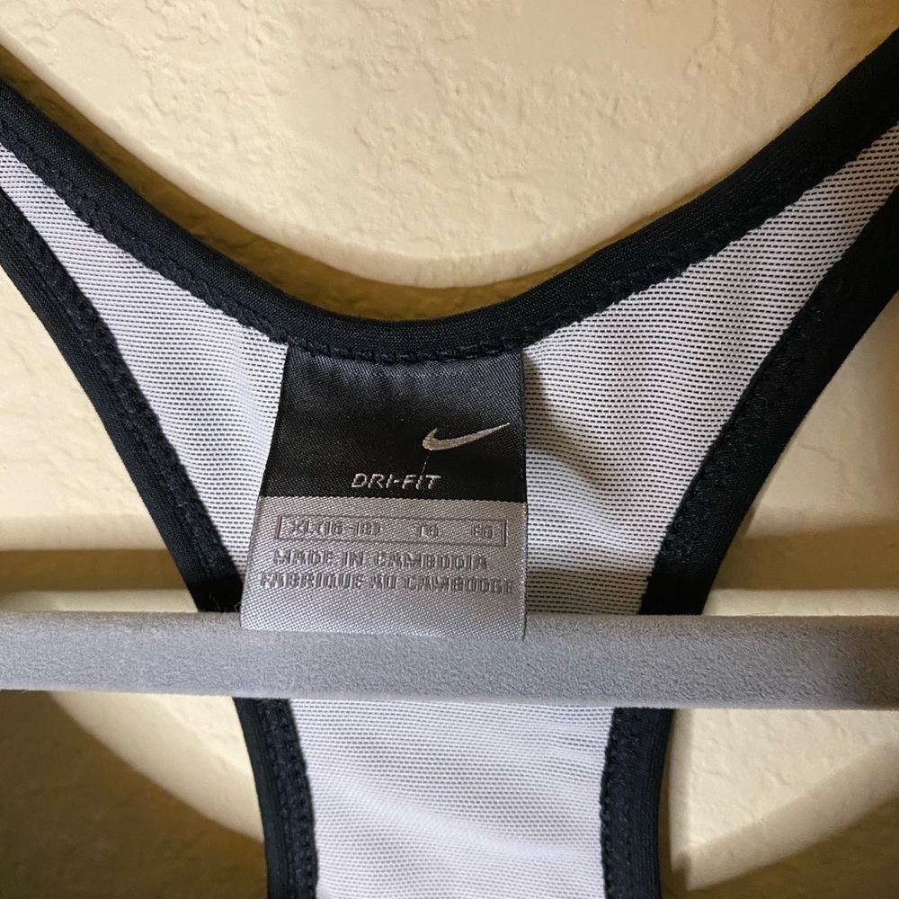 Vintage cropped Nike workout top